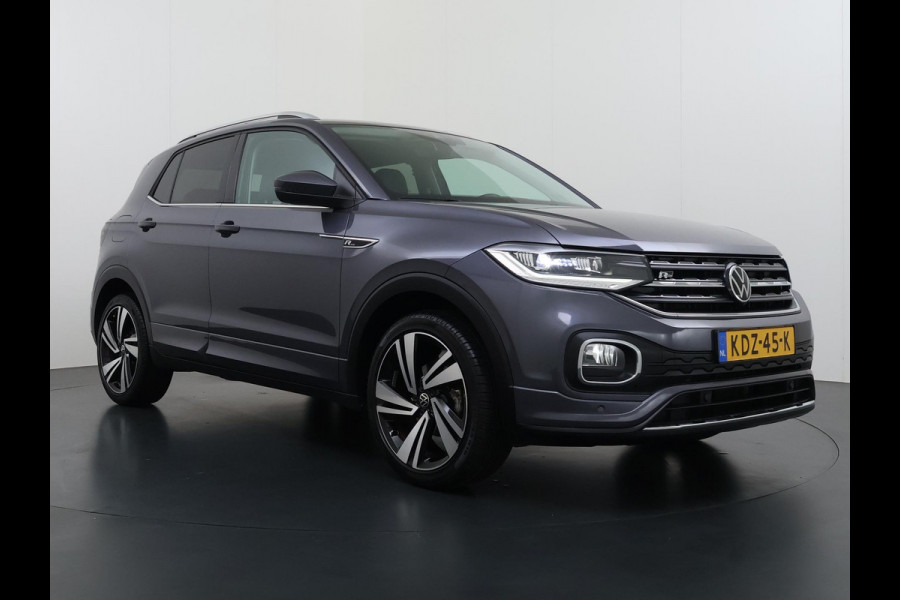 Volkswagen T-Cross 1.0 TSI R-Line AUTOMAAT | CAMERA | FULL LED | KEYLESS START & GO | ADAPTIEVE CRUISE CONTROL | DIGITAL DASHBOARD | DODEHOEKDETECTIE | DIRECT LEVERBAAR MET 12 MND BOVAG GARANTIE |