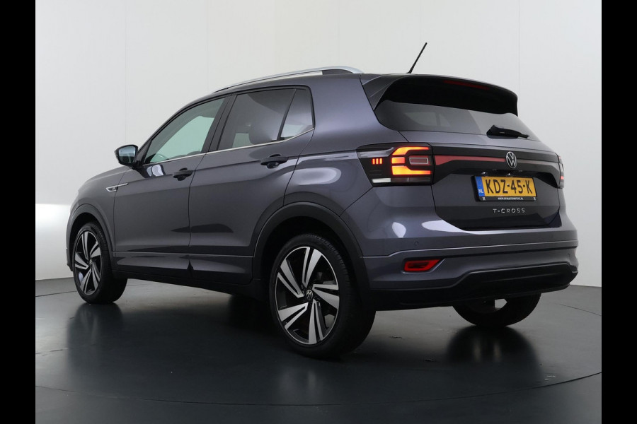 Volkswagen T-Cross 1.0 TSI R-Line AUTOMAAT | CAMERA | FULL LED | KEYLESS START & GO | ADAPTIEVE CRUISE CONTROL | DIGITAL DASHBOARD | DODEHOEKDETECTIE | DIRECT LEVERBAAR MET 12 MND BOVAG GARANTIE |