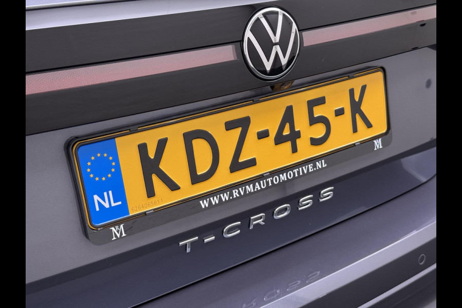 Volkswagen T-Cross 1.0 TSI R-Line AUTOMAAT | CAMERA | FULL LED | KEYLESS START & GO | ADAPTIEVE CRUISE CONTROL | DIGITAL DASHBOARD | DODEHOEKDETECTIE | DIRECT LEVERBAAR MET 12 MND BOVAG GARANTIE |