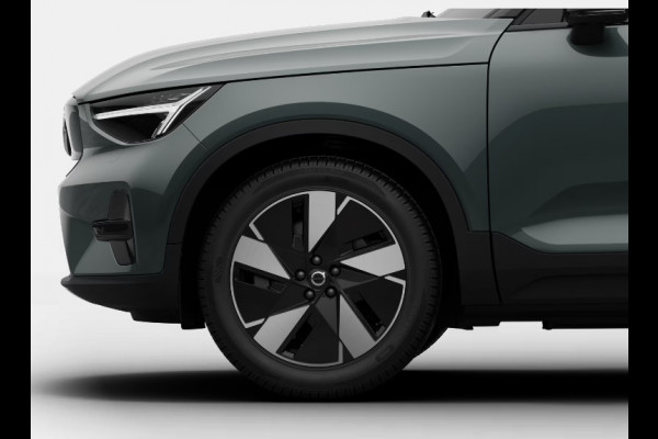 Volvo EX40 252PK Automaat Single Ext. Range Plus Europa / Adaptive cruise control / BLIS / Elektrische achterklep / Parkeersensoren met camera / Elektrisch bedienbare stoelen met geheugen / Apple Carplay / Android auto /