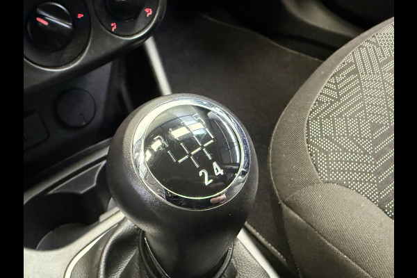 Opel Corsa 1.4 Edition 90PK NAVIGATIE-AIRCO-LMV-PDC-CRUISE CONTROL