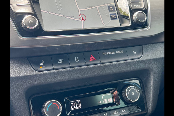 Škoda Fabia Combi BWJ 2021 | 1.0TSI 96PK Sport Business AUTOMAAT | SPORTSTOELEN | CLIMA | NAVI | PDC 2X | CRUISE | CARPLAY | PRIVACY GLASS |