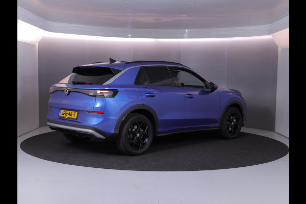 Volkswagen T-Roc Life First Edition 1.5 eTSI 85 kW / 116 PK SUV 7 v DSG | Camera| 18'LM-velgen| verwarmd stuur en stoelen