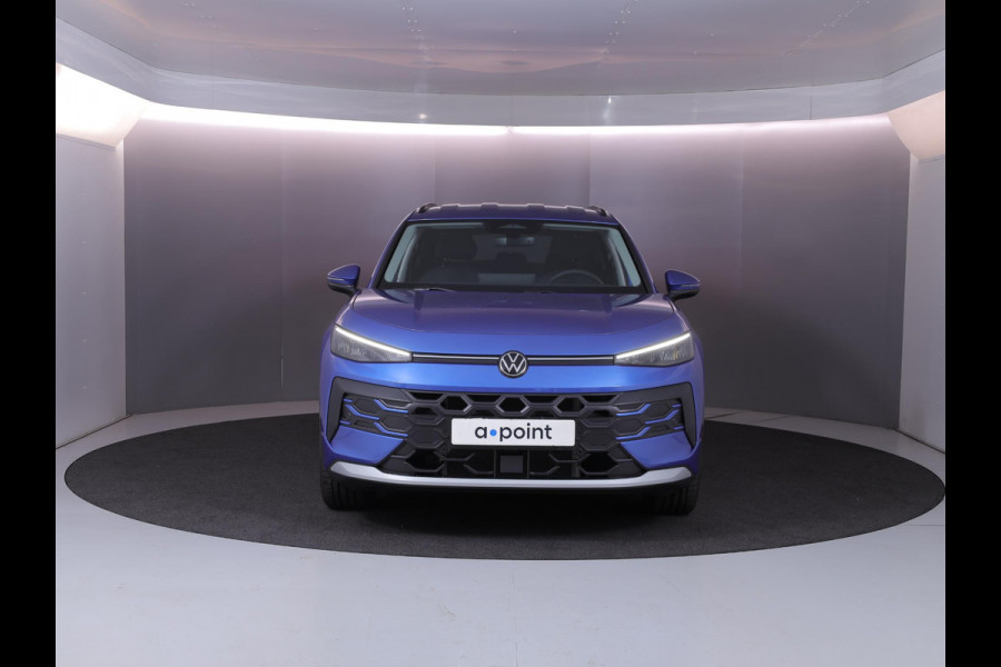 Volkswagen T-Roc Life First Edition 1.5 eTSI 85 kW / 116 PK SUV 7 v DSG | Camera| 18'LM-velgen| verwarmd stuur en stoelen