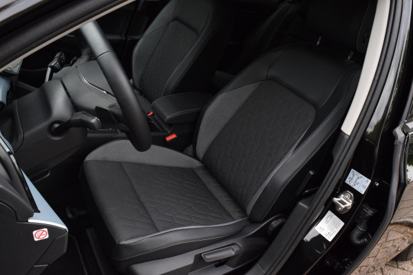 Volkswagen Golf 1.5 eTSI Goal|ACC|Sfeer|Carplay|Stuur+stoelvw.