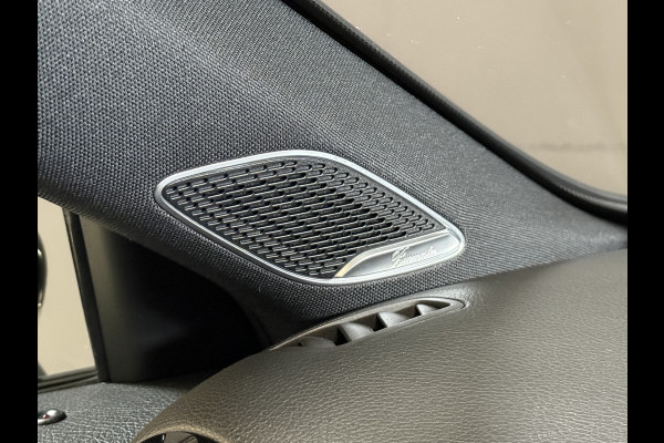 Mercedes-Benz A-Klasse 250 e Premium AMG | Panoramadak | Sfeerverlichting | Camera