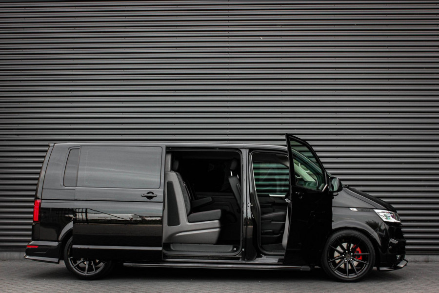 Volkswagen Transporter 2.0 TDI L2H1 199PK JB-EDITION DSG / PDC / SCHROEFSET / LEDEREN BEKLEDING / FULL / APPLE CARPLAY / NAVIGATIE