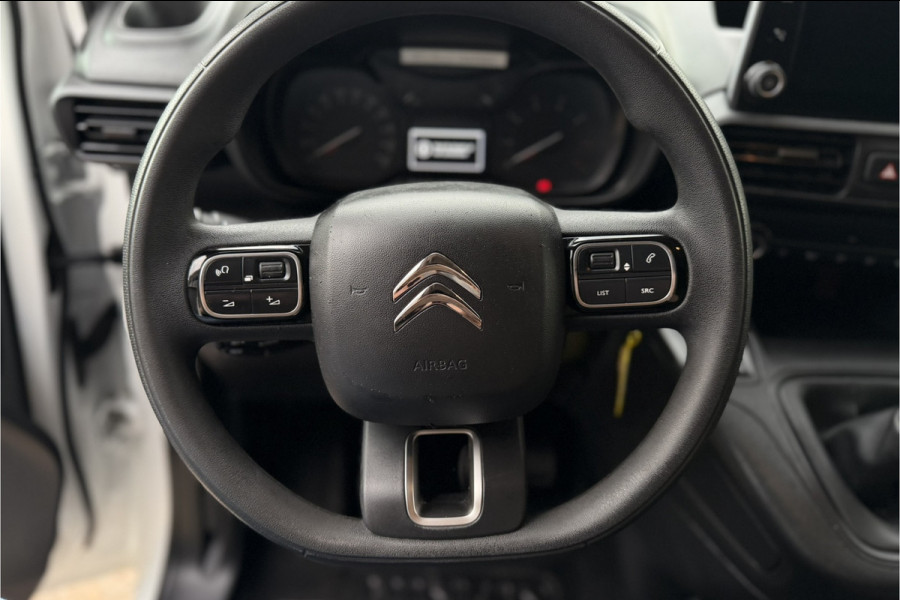 Citroën Berlingo 1.2 PureTech | BPM VRIJ | 3-zits | Camera | PDC V & A | NAVI | Nieuwe D-riem