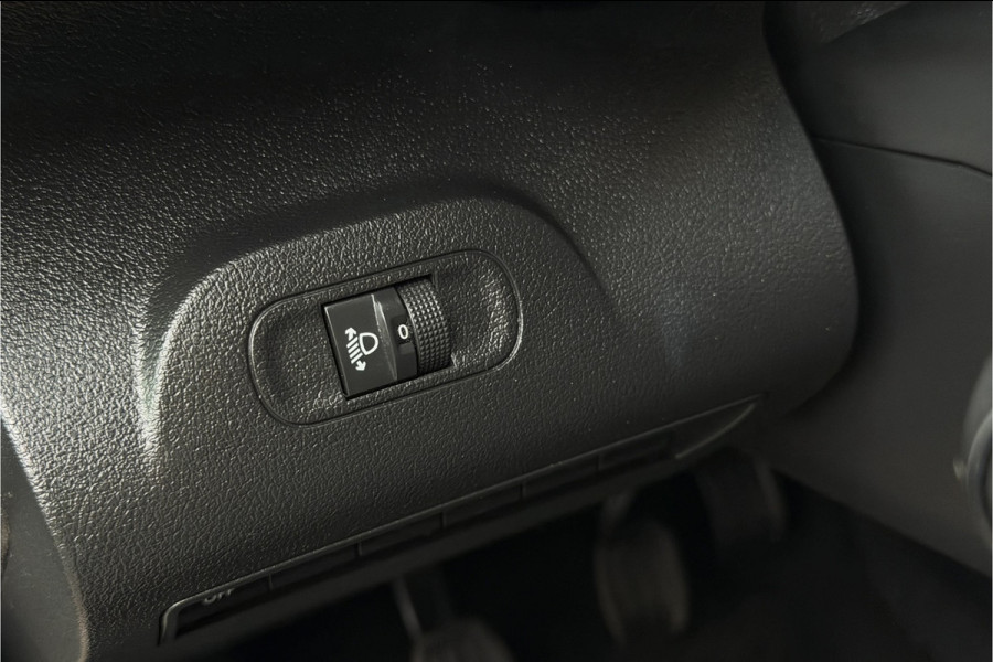 Citroën Berlingo 1.2 PureTech | BPM VRIJ | 3-zits | Camera | PDC V & A | NAVI | Nieuwe D-riem