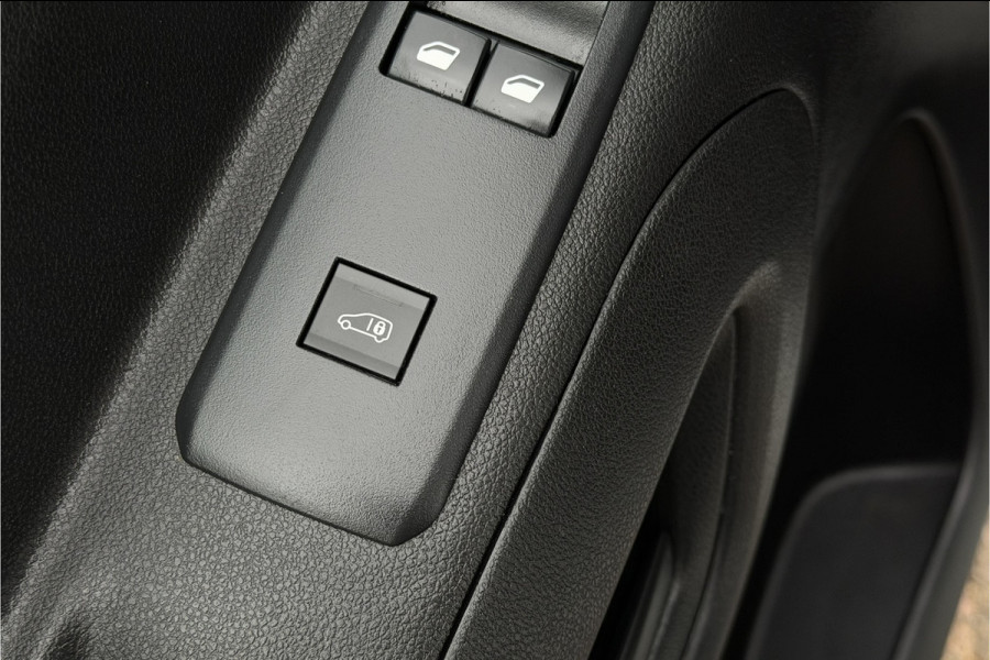 Citroën Berlingo 1.2 PureTech | BPM VRIJ | 3-zits | Camera | PDC V & A | NAVI | Nieuwe D-riem