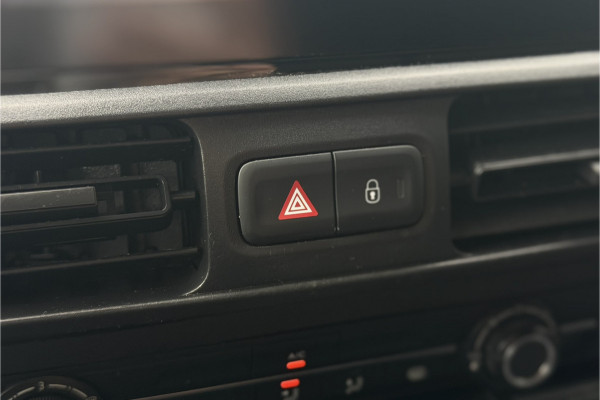 Citroën Berlingo 1.2 PureTech | BPM VRIJ | 3-zits | Camera | PDC V & A | NAVI | Nieuwe D-riem