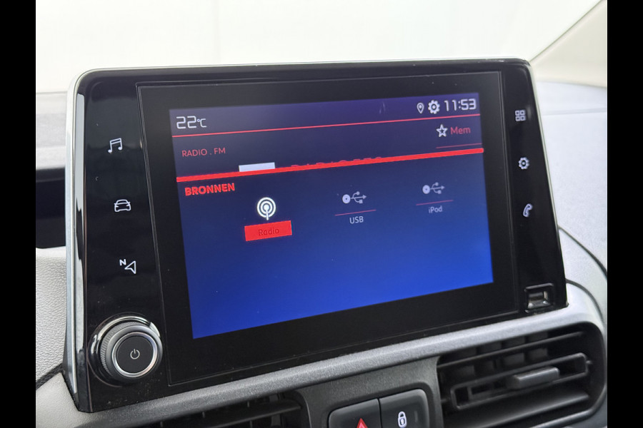 Citroën Berlingo 1.5 HDI Navi* Laadruimte-Airco Trekhaak Apple Carplay Android Auto Cruise Control Pdc Club Dakdragers Schuifdeur Betonplex Vloer Wandbetimmering 1.230KG Trekgewicht Euro 6