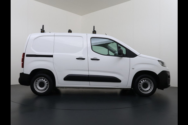 Citroën Berlingo 1.5 HDI Navi* Laadruimte-Airco Trekhaak Apple Carplay Android Auto Cruise Control Pdc Club Dakdragers Schuifdeur Betonplex Vloer Wandbetimmering 1.230KG Trekgewicht Euro 6
