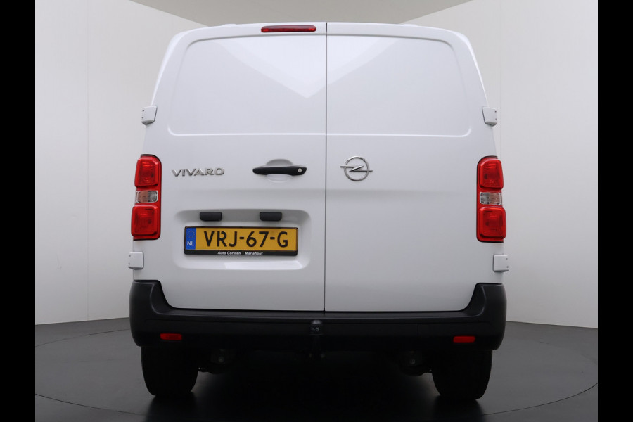 Opel Vivaro 2.0CDTI 145pk L2H1 3-Pers. Trekhaak Euro 6 Navi Apple Carplay Android Auto Airco Cruise Control Pdc Edition Regen-Lichtsensor Betonplex Vloer Wandbetimmering Schuifdeur 2.500KG Trekgewicht Origineel Nederlandse Bus