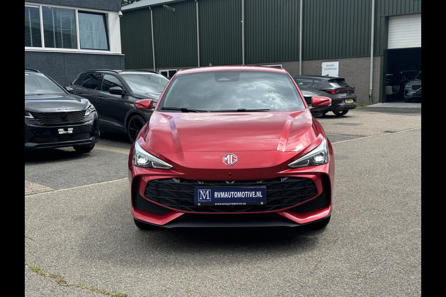 MG MG3 Hybrid+ 1.5 Hybrid+ Luxury 7 JAAR MG FABRIEKS GARANTIE TM 02-2032 | STOEL + STUURVERWARMING | 360 CAMERA | ADAP. CRUISE | DODE HOEK | KEYLESS | APPLE CARPLAY |