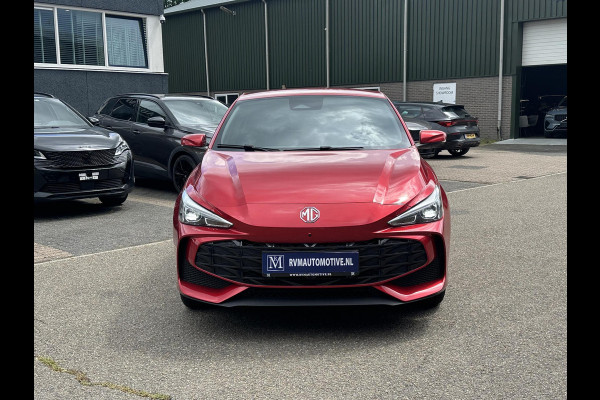 MG MG3 Hybrid+ 1.5 Hybrid+ Luxury 7 JAAR MG FABRIEKS GARANTIE TM 02-2032 | STOEL + STUURVERWARMING | 360 CAMERA | ADAP. CRUISE | DODE HOEK | KEYLESS | APPLE CARPLAY |