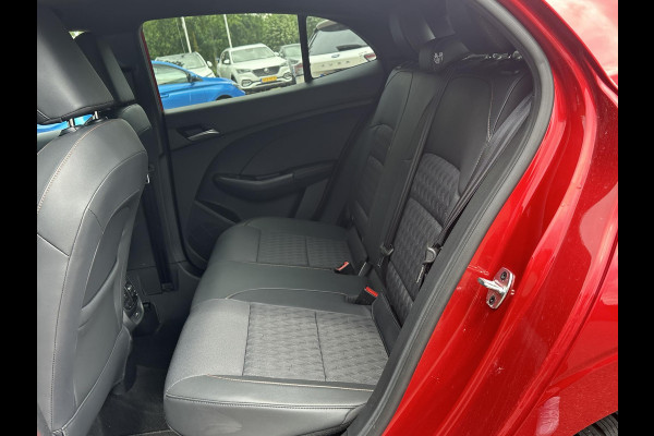 MG MG3 Hybrid+ 1.5 Hybrid+ Luxury 7 JAAR MG FABRIEKS GARANTIE TM 02-2032 | STOEL + STUURVERWARMING | 360 CAMERA | ADAP. CRUISE | DODE HOEK | KEYLESS | APPLE CARPLAY |