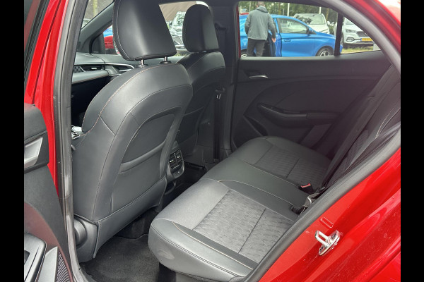 MG MG3 Hybrid+ 1.5 Hybrid+ Luxury 7 JAAR MG FABRIEKS GARANTIE TM 02-2032 | STOEL + STUURVERWARMING | 360 CAMERA | ADAP. CRUISE | DODE HOEK | KEYLESS | APPLE CARPLAY |