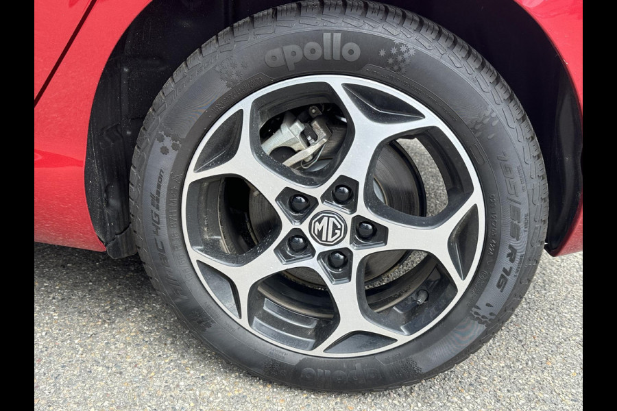 MG MG3 Hybrid+ 1.5 Hybrid+ Luxury 7 JAAR MG FABRIEKS GARANTIE TM 02-2032 | STOEL + STUURVERWARMING | 360 CAMERA | ADAP. CRUISE | DODE HOEK | KEYLESS | APPLE CARPLAY |
