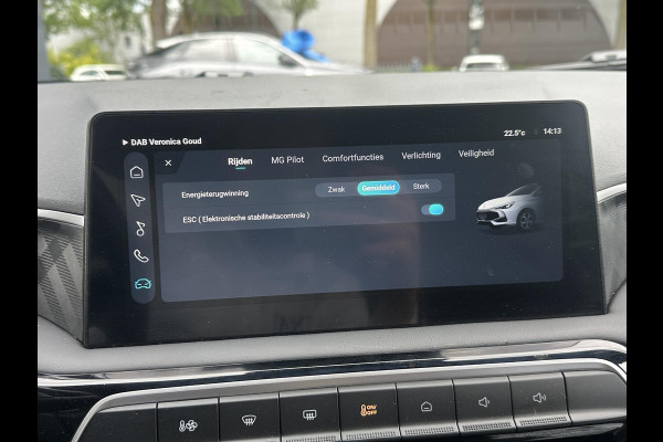 MG MG3 Hybrid+ 1.5 Hybrid+ Luxury 7 JAAR MG FABRIEKS GARANTIE TM 02-2032 | STOEL + STUURVERWARMING | 360 CAMERA | ADAP. CRUISE | DODE HOEK | KEYLESS | APPLE CARPLAY |