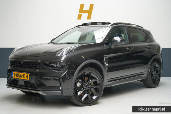 Lynk & Co 01 1.5 | Zwart optiek | 360 camera | Panoramadak | Navigatie | Memory | Apple CarPlay
