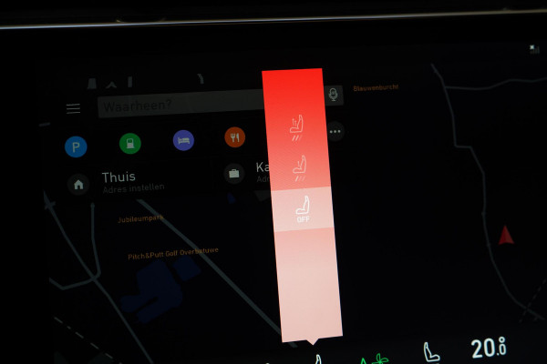 Lynk & Co 01 1.5 | Zwart optiek | 360 camera | Panoramadak | Navigatie | Memory | Apple CarPlay