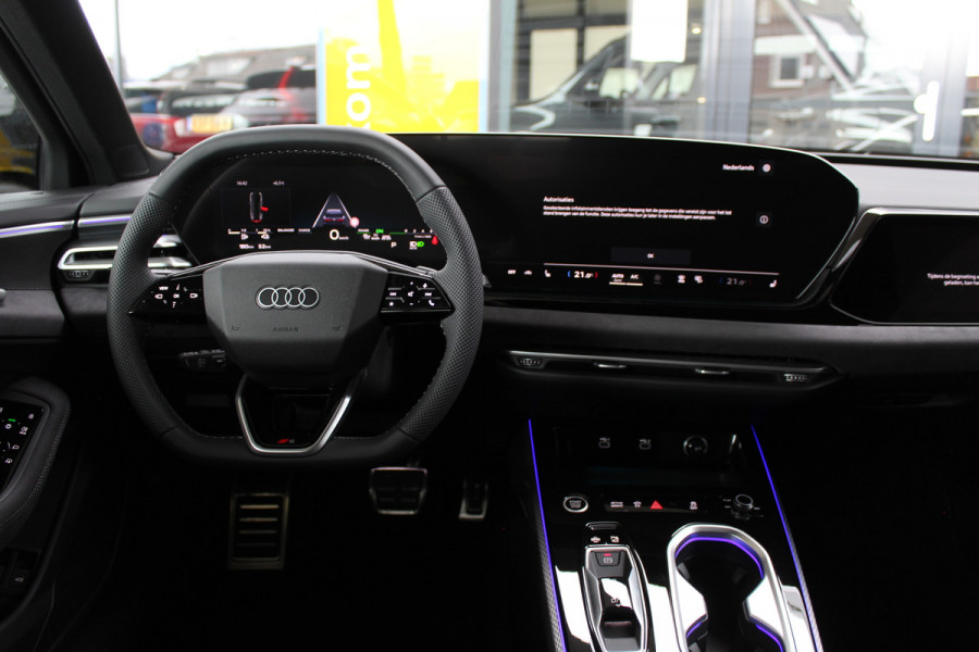 Audi A6 Avant 2.0 e-Hybrid Quattro S-Line | Spoilerpakket | Achteras besturing | Alcantara/Leder | Zwenkbare Trekhaak | 360 | Nieuw