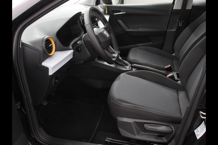 Seat Ibiza 1.0 MPI Style Navigatie Apple Carplay/Android Auto Climate Control Cruise Control Stoelverwarming Lichtmetalen velgen