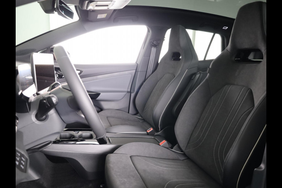 Volkswagen ID.4 Pro Limited Edition Plus 77 kWh accu 210 kW / 286 / Panoramadak / IQ-Light / Massage / Travelassist