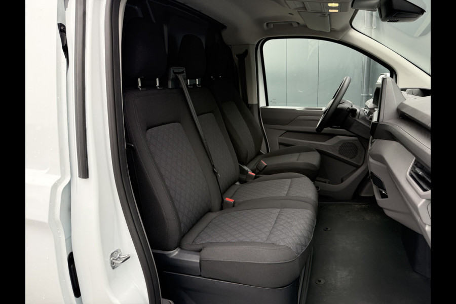 Volkswagen Transporter 2.0 TDI 150 PK STYLE / AUTOMAAT / L1H1 / BPM VRIJ! / ACHTERKLEP / ECC / CRUISE / 3 ZITS / LANE ASSIST / CAMERA
