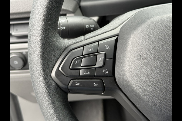 Volkswagen Transporter 2.0 TDI 150 PK STYLE / AUTOMAAT / L1H1 / BPM VRIJ! / ACHTERKLEP / ECC / CRUISE / 3 ZITS / LANE ASSIST / CAMERA