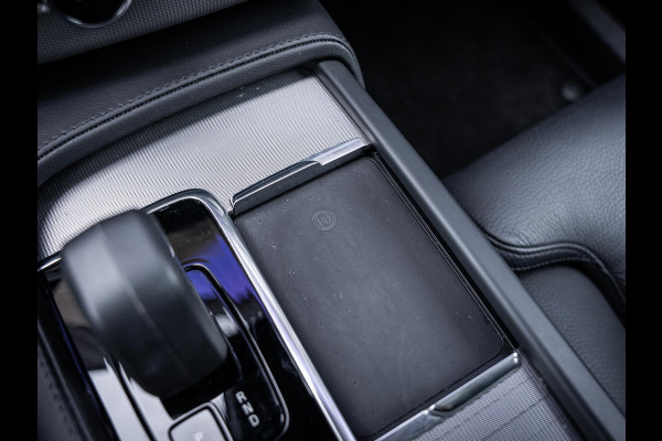 Volvo XC90 2.0 T8 Recharge AWD Ultimate Bright - R-Design l Pano l Trekhaak l HUD l Memory