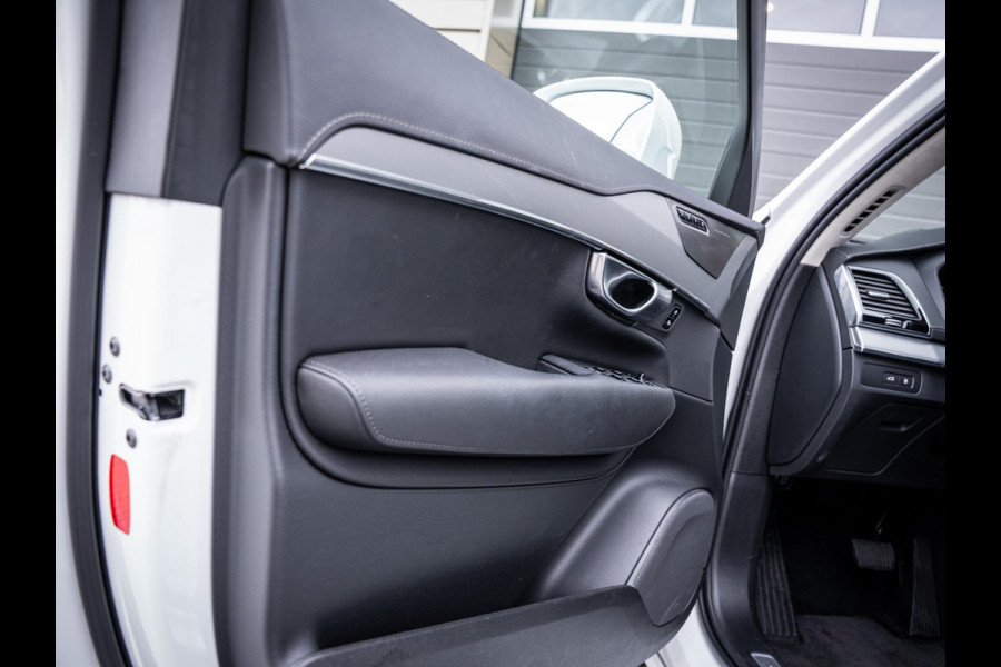 Volvo XC90 2.0 T8 Recharge AWD Ultimate Bright - R-Design l Pano l Trekhaak l HUD l Memory