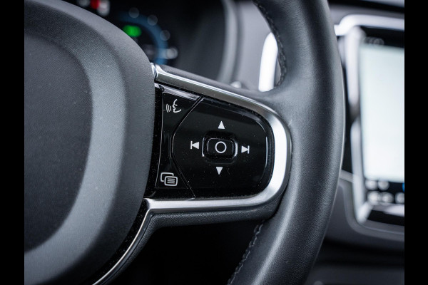 Volvo XC90 2.0 T8 Recharge AWD Ultimate Bright - R-Design l Pano l Trekhaak l HUD l Memory