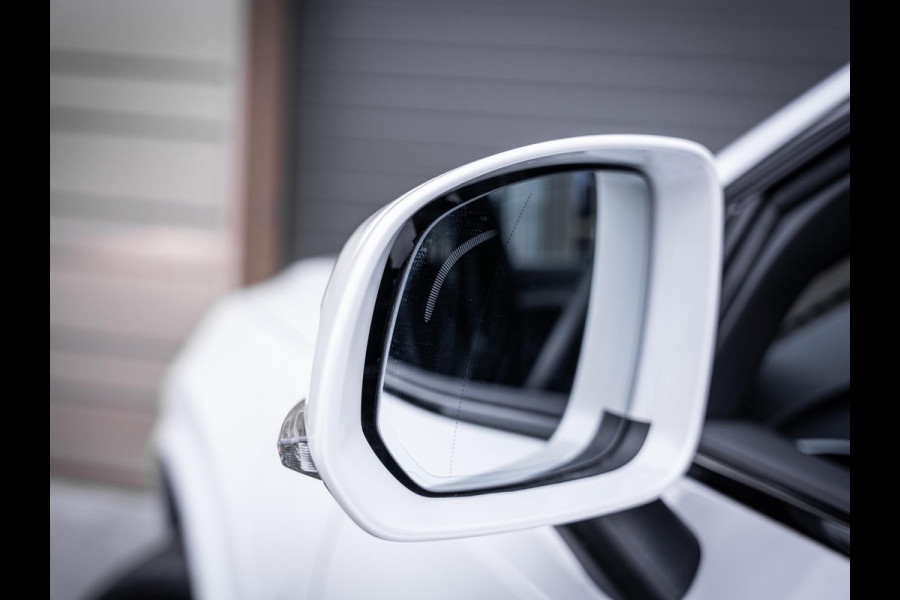 Volvo XC90 2.0 T8 Recharge AWD Ultimate Bright - R-Design l Pano l Trekhaak l HUD l Memory