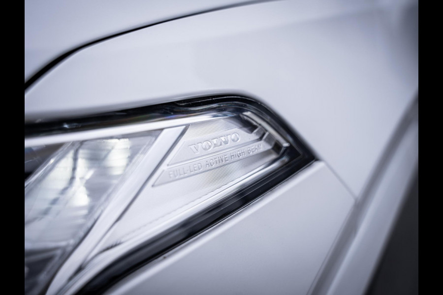 Volvo XC90 2.0 T8 Recharge AWD Ultimate Bright - R-Design l Pano l Trekhaak l HUD l Memory