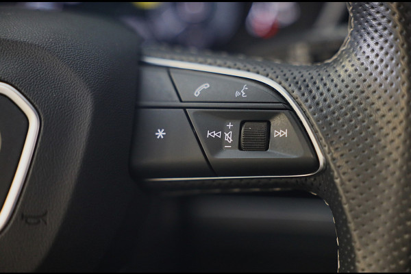 Audi Q3 Sportback 45 TFSI e RSQ3 Look / Memory / Camera / Acc / Lane Assist / Dode Hoek / S Line Zetels / Pano / Matrix / 21 In
