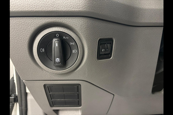 Volkswagen Crafter 35 2.0 TDI L4H3 Comfortline Automaat Carplay Cruise Control Stoelverwarming Standkachel 270 Graden Deuren Parkeersensoren