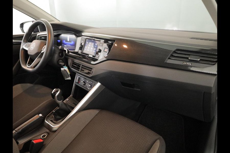 Volkswagen Polo 1.0 TSI Life 95PK | Navigatie via app | LMV | PDC Navigatie via app | LMV | PDC