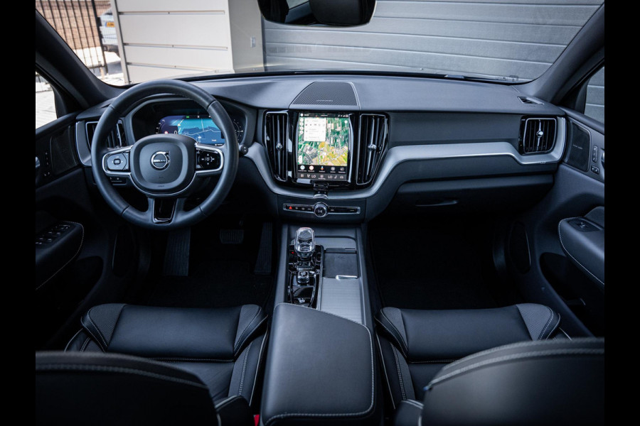 Volvo XC60 2.0 T6 Plug-in hybrid AWD Ultimate Dark Pano l Memory l 360cam