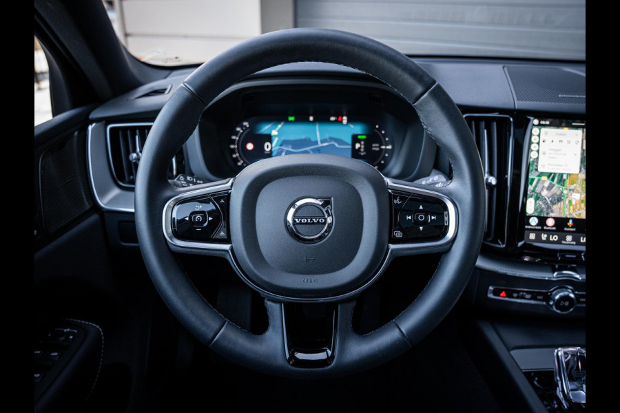 Volvo XC60 2.0 T6 Plug-in hybrid AWD Ultimate Dark Pano l Memory l 360cam