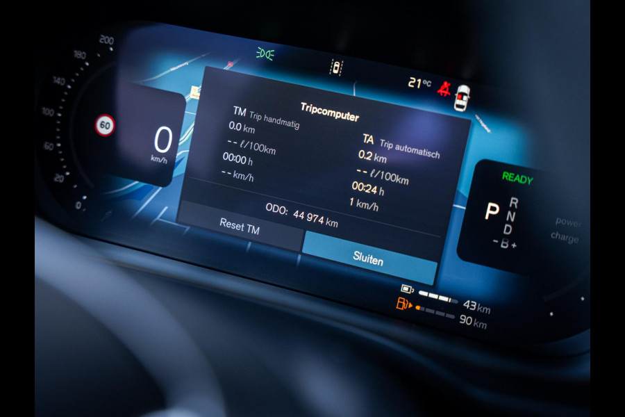 Volvo XC60 2.0 T6 Plug-in hybrid AWD Ultimate Dark Pano l Memory l 360cam