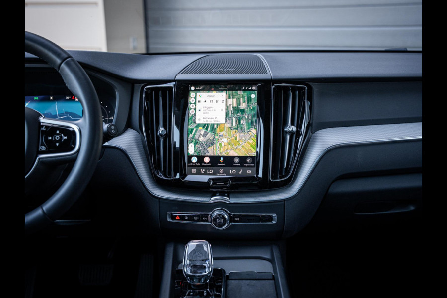 Volvo XC60 2.0 T6 Plug-in hybrid AWD Ultimate Dark Pano l Memory l 360cam