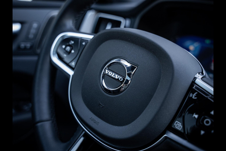 Volvo XC60 2.0 T6 Plug-in hybrid AWD Ultimate Dark Pano l Memory l 360cam