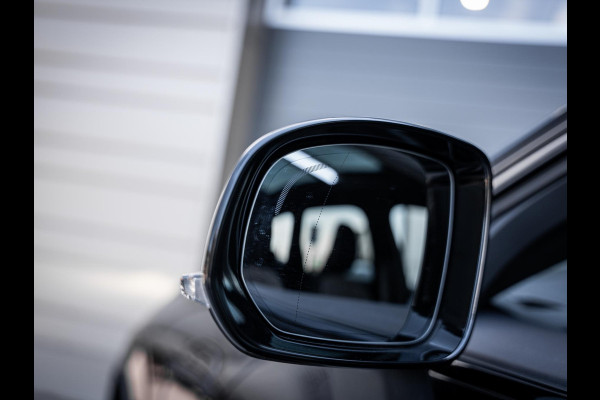 Volvo XC60 2.0 T6 Plug-in hybrid AWD Ultimate Dark Pano l Memory l 360cam