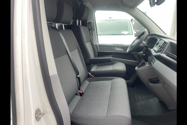 Volkswagen Transporter 2.0 TDI L2H1 28 BPM Vrij/(Complete inrichting Sortimo)/150pk/Camera