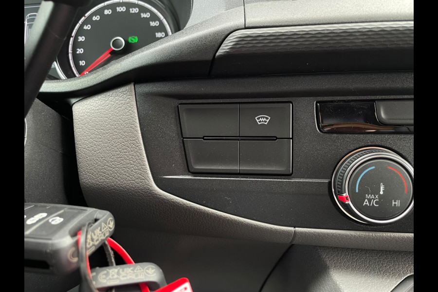 Volkswagen Transporter 2.0 TDI L2H1 28 BPM Vrij/(Complete inrichting Sortimo)/150pk/Camera