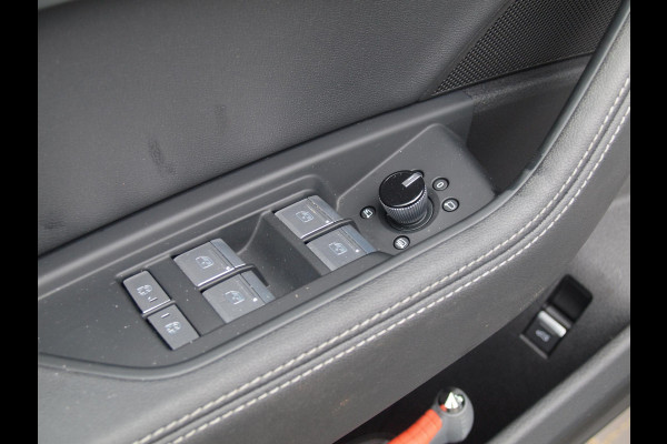 Audi e-tron Sportback 55 quattro Advanced edition Plus 95 kWh | SOH 90% | Panoramadak | Camera | ACC | Apple Carplay | Memory stoelen |