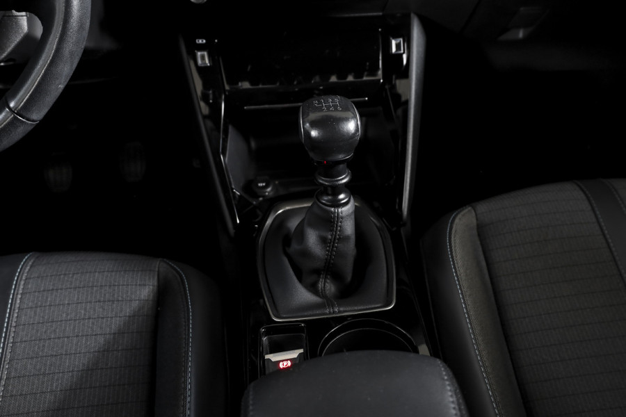 Peugeot 208 1.2 PureTech 100 PK Allure | Dig.Cockpit | Cruise | Camera | PDC | App. Connect | Auto.Airco | LM 16" |