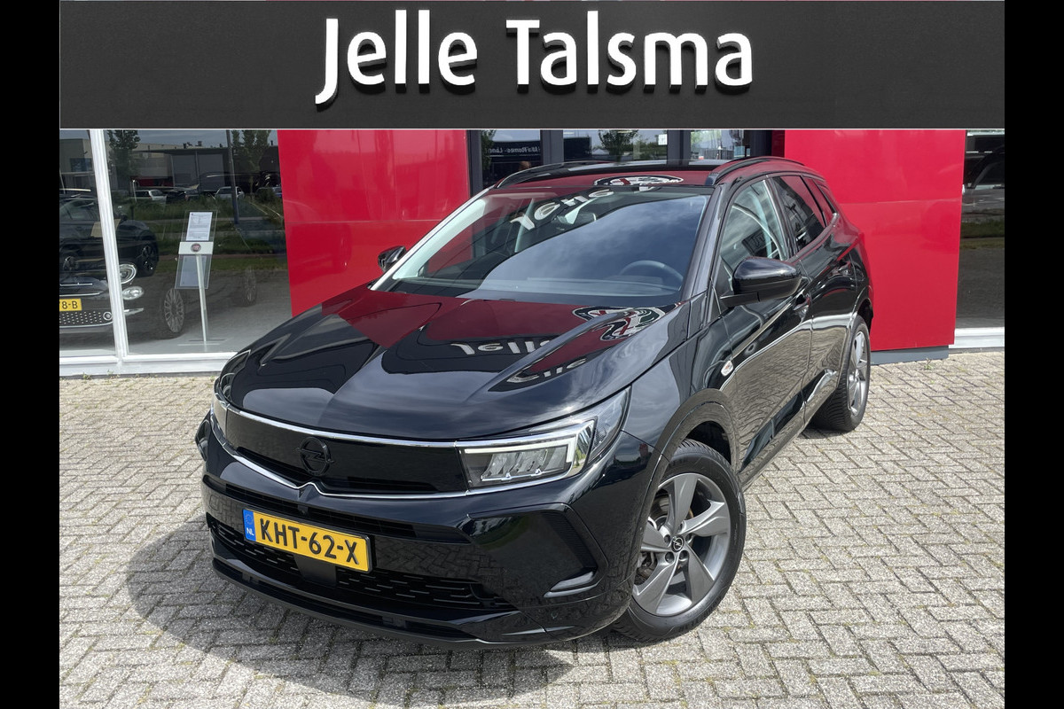 Opel Grandland 1.2 Turbo | 18" Velgen | Camera | Stoel/Stuurwiel verwarming | regensensor | Navigatie